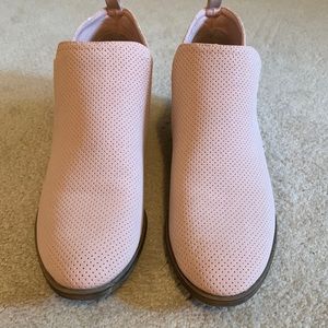 Pre owned RAMPAGE womens bootie